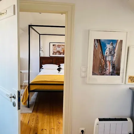 Centro De Zona Historica * ליסבון